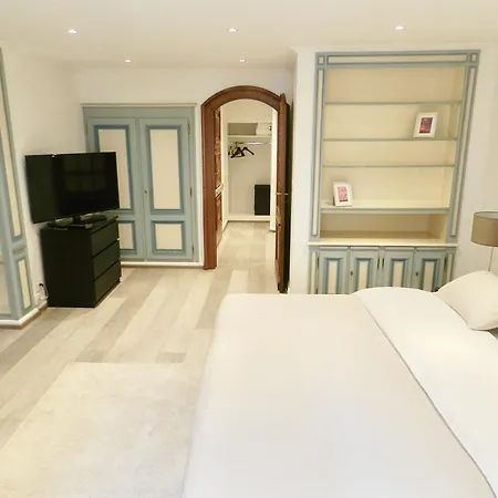 Apartment Larem Suites Old Town Geneva